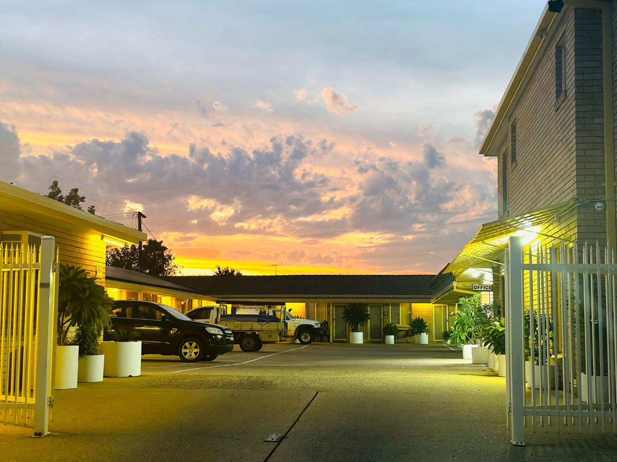 Angel'S Rest Motel Moree Exterior photo